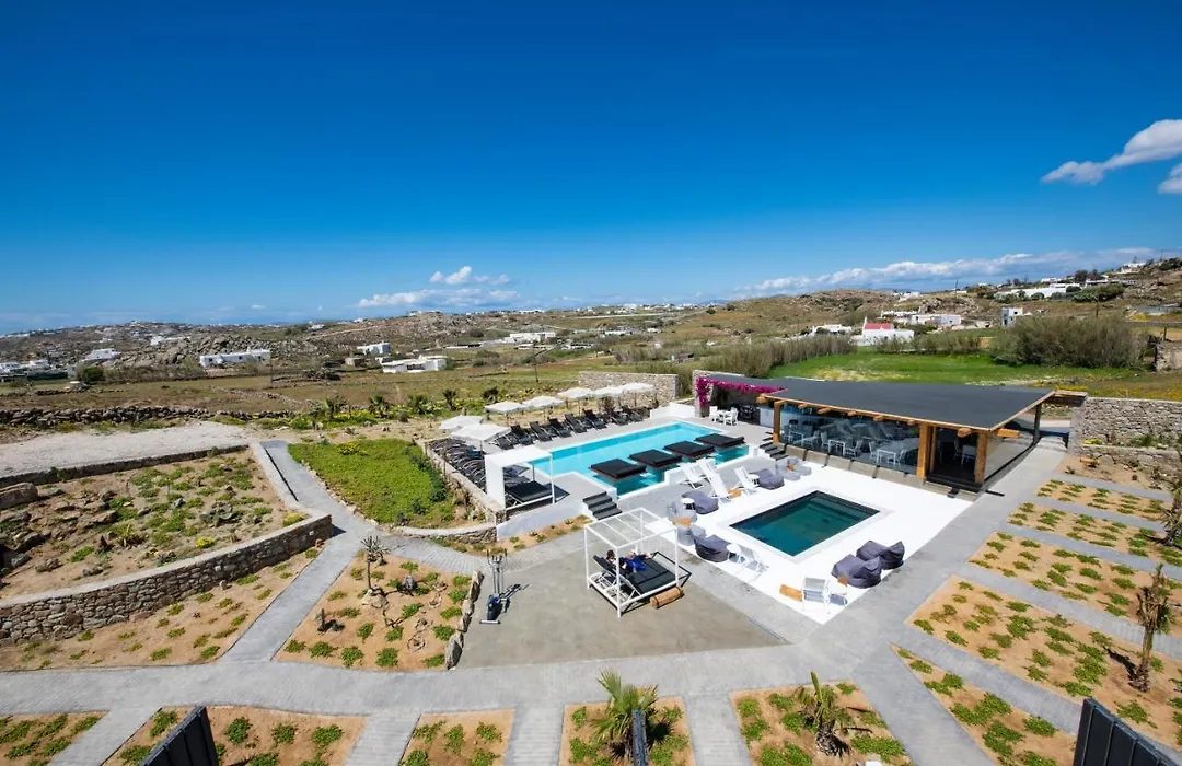 Bianco A Nero Mykonos-1